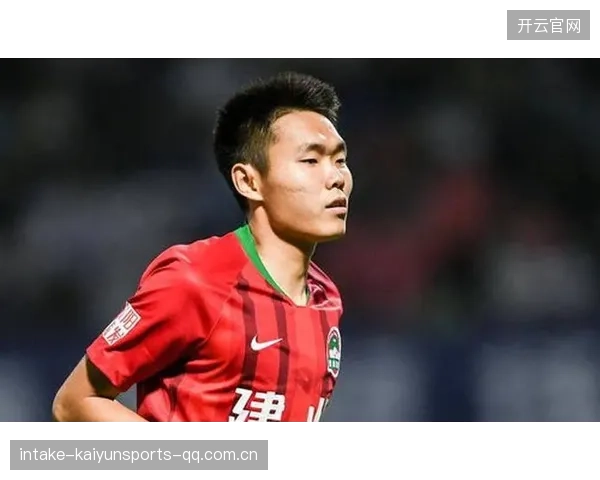 王上源：从“先战保级”到“国足之星”的逆袭之路——如何在职业生涯中突破瓶颈？